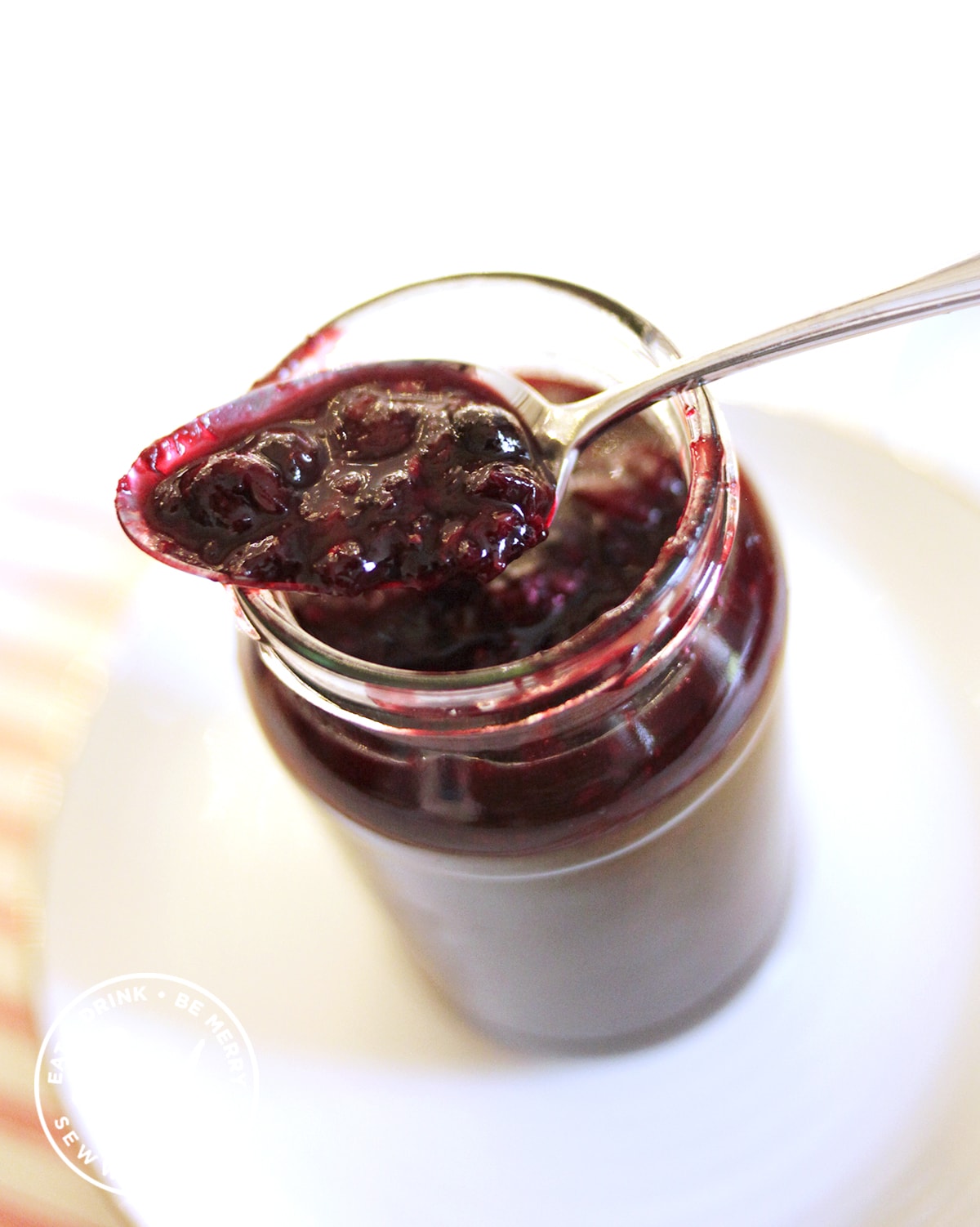 Mixed Berry Compote using frozen berries Sew White