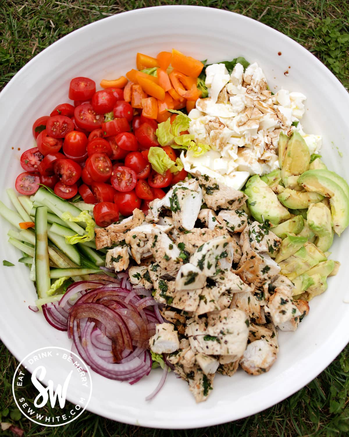 Easy Chicken Salad Bowl Sew White